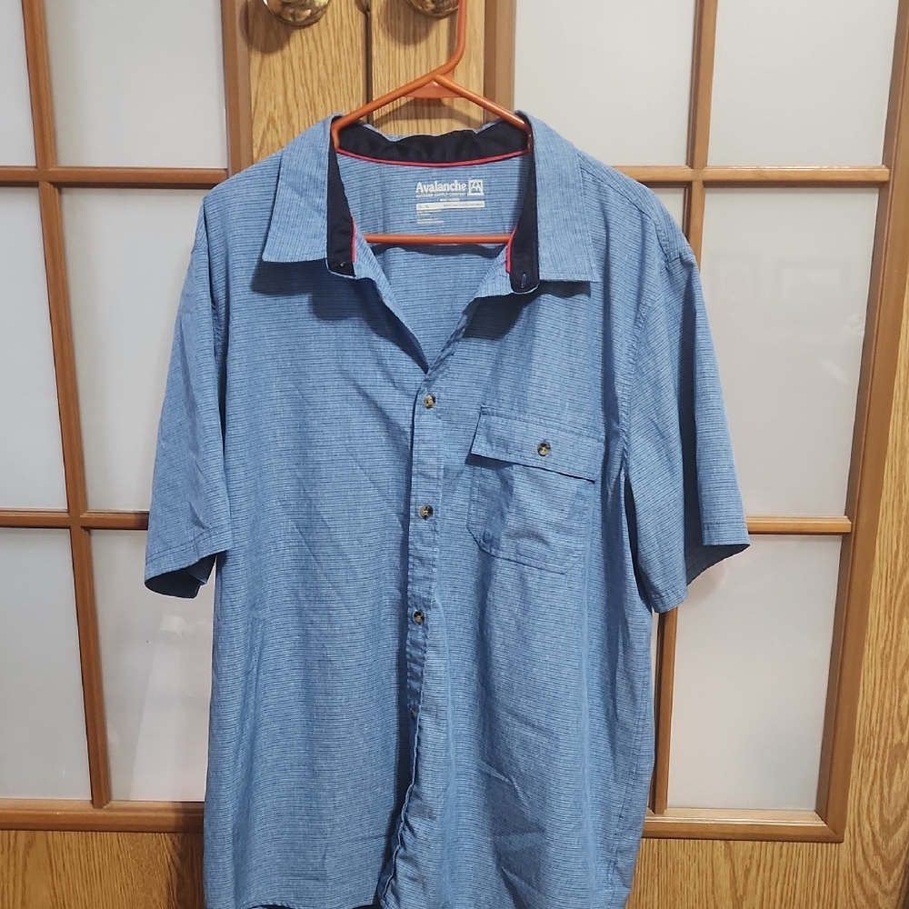 Avalanche Mens Blue Casual Button Down Shirt